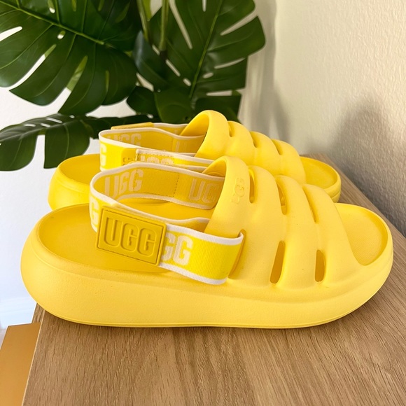 UGG Shoes - NEW! UGG Yeah Sport Sandal - Cushy Comfy Sandal, Women’s Size 7, Spring Yellow